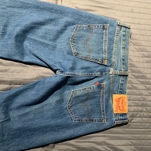 505 LEVI JEANS SIZE 33